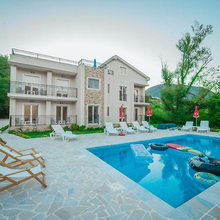 Apartment Vrutak Kotor Exteriör bild