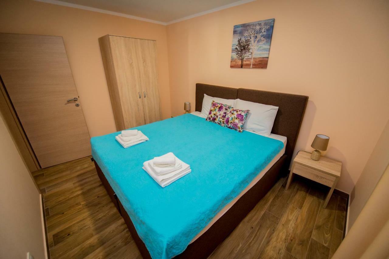 Apartment Vrutak Kotor Exteriör bild