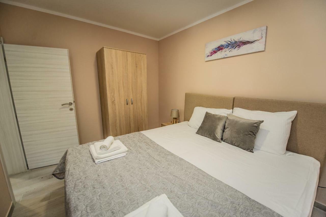 Apartment Vrutak Kotor Exteriör bild