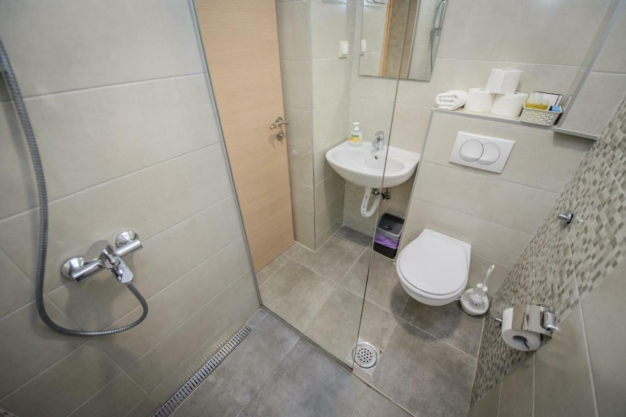 Apartment Vrutak Kotor Exteriör bild