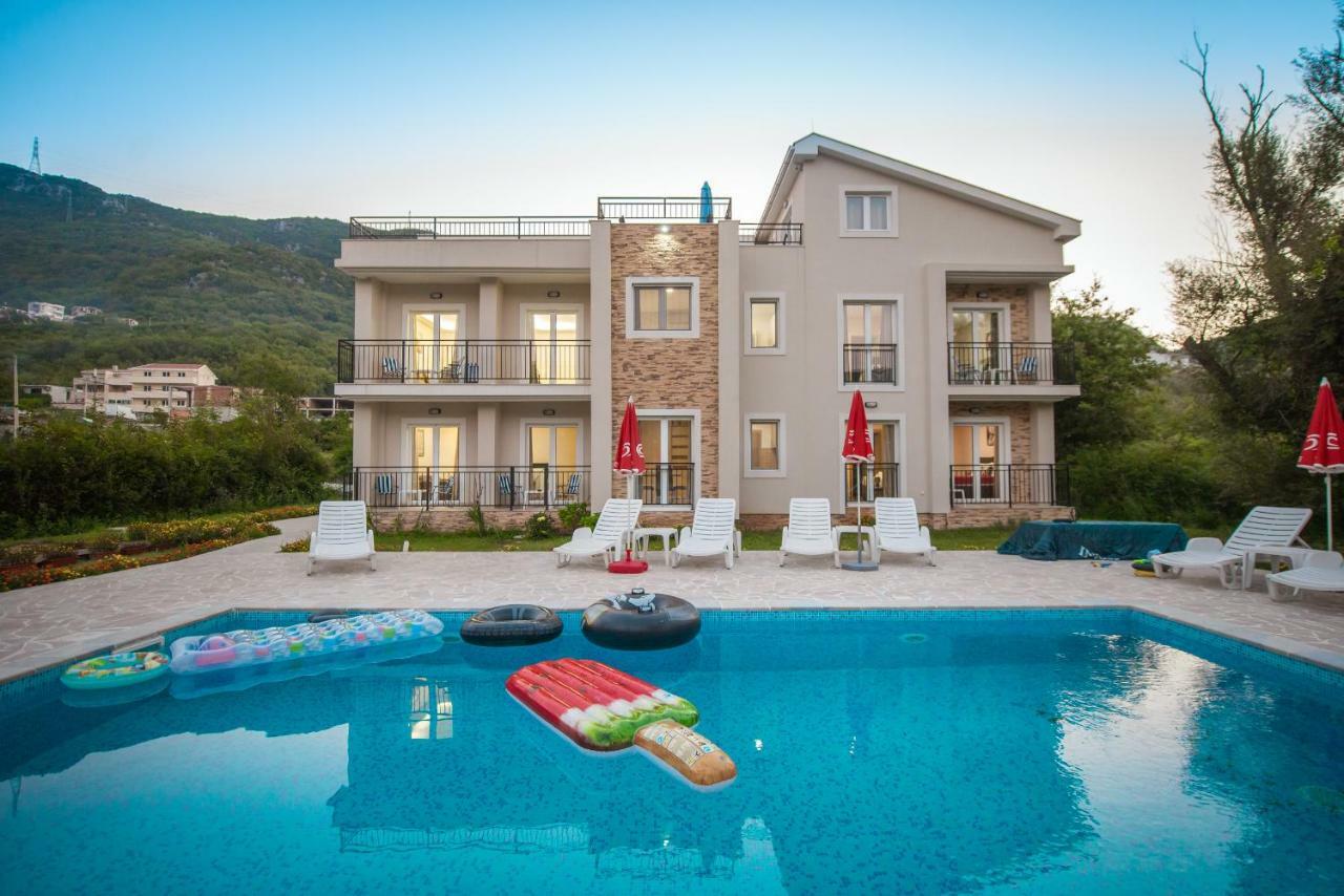Apartment Vrutak Kotor Exteriör bild