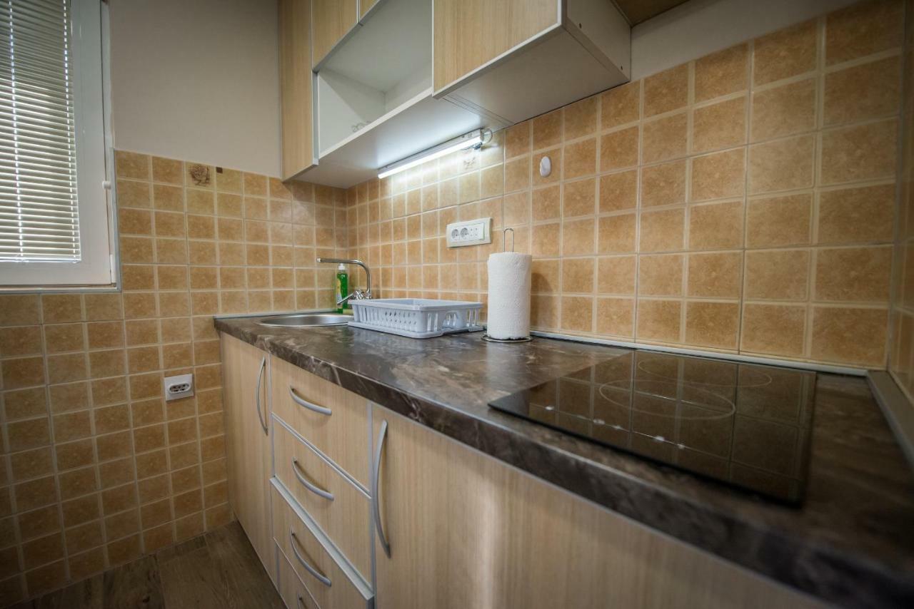 Apartment Vrutak Kotor Exteriör bild